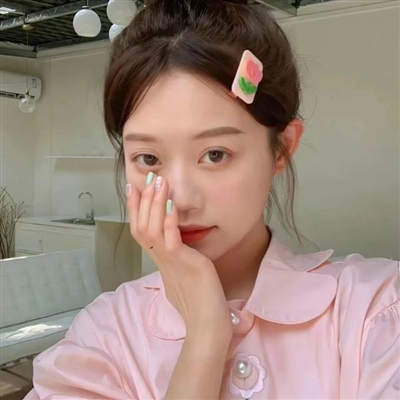 个性可爱女生头像(24张)