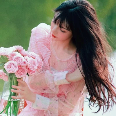 文艺复古头像女生头像大全(精选32张)