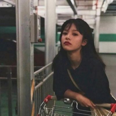 文艺复古头像女生头像大全(精选32张)