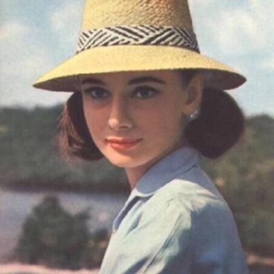 30岁女生头像图片大全(26张)