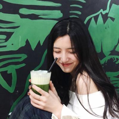 好看小清新少女头像(精选24张)