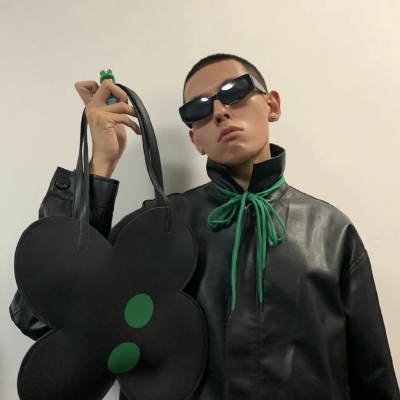 特别稀少超好看的头像男(精选34张)