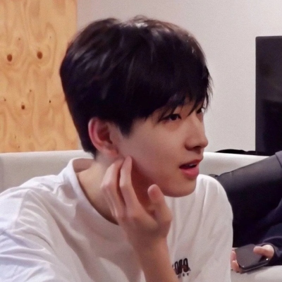 特别稀少超好看的头像男(精选34张)