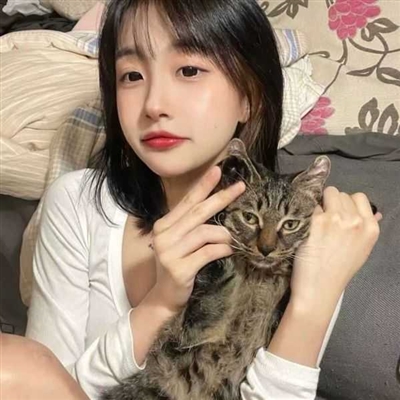 特别稀少超好看的头像女(精选22张)