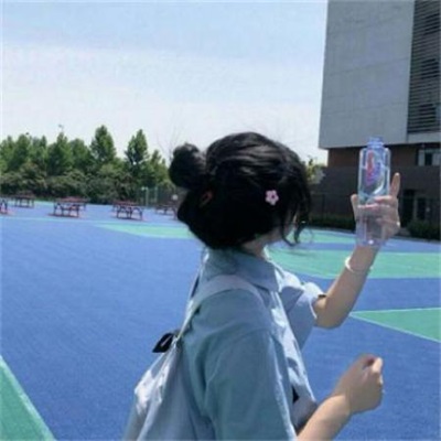 微信背影女头像图片(18张)