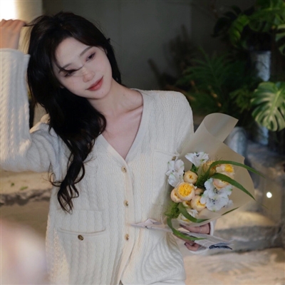 有气质女性微信头像(24张)