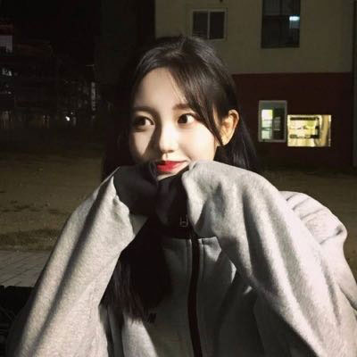 有气质女性微信头像(24张)