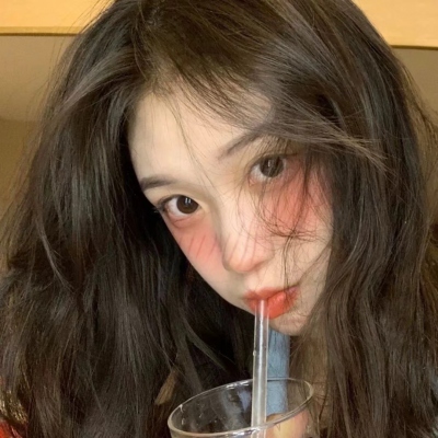 人类高质量女生头像(精选18张)