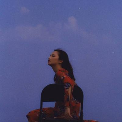 高清蓝色系女生头像(精选24张)