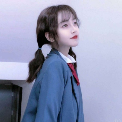 高清蓝色系女生头像(精选24张)