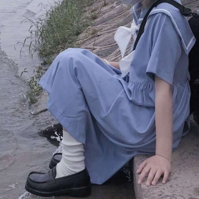 高清蓝色系女生头像(精选24张)