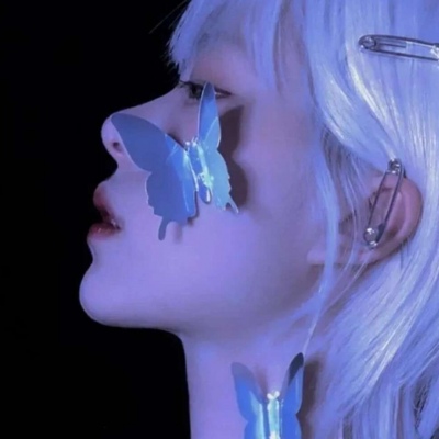 高清蓝色系女生头像(精选24张)