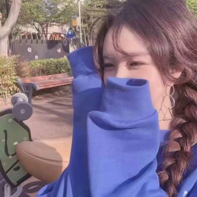 高清蓝色系女生头像(精选24张)