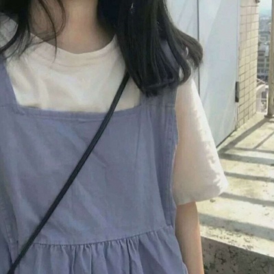 高清蓝色系女生头像(精选24张)