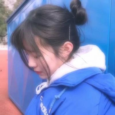 高清蓝色系女生头像(精选24张)