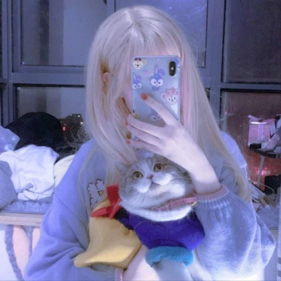 高清蓝色系女生头像(精选24张)