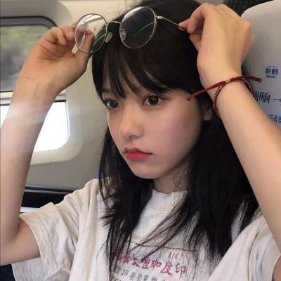 2023时尚女头高清图片(24张)