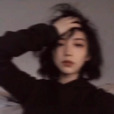 2023时尚女头高清图片(24张)