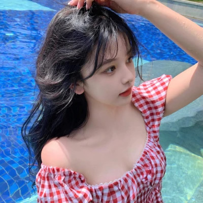 2023时尚女头高清图片(24张)