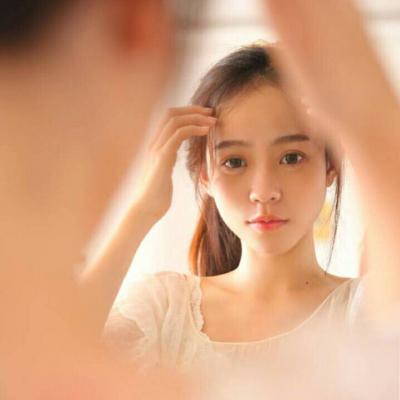 高清清纯女生图片清新头像(精选24张)