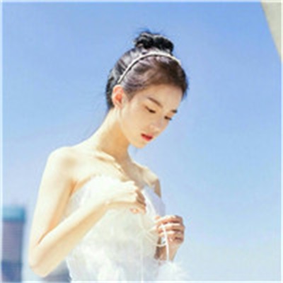 高清清纯女生图片清新头像(精选24张)