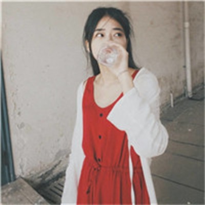 高清清纯女生图片清新头像(精选24张)