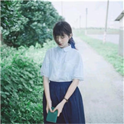 高清清纯女生图片清新头像(精选24张)