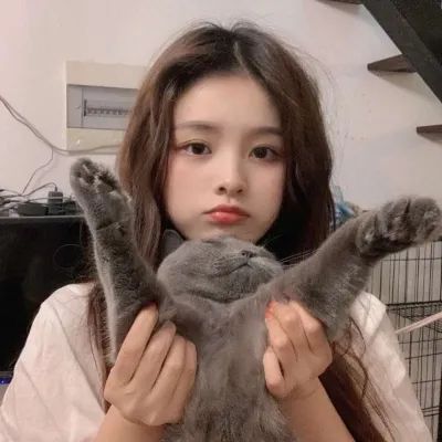 笑起来超好看的女生头像(23张)