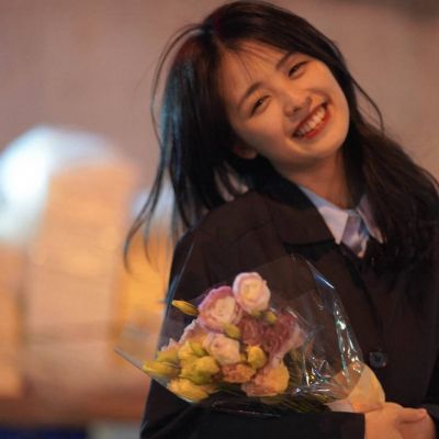 女生头像慵懒偏冷淡风ins(精选20张)