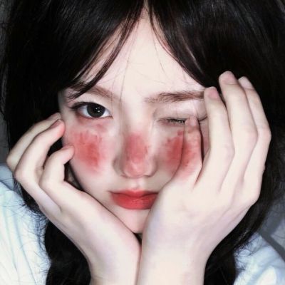 女生头像慵懒偏冷淡风ins(精选20张)