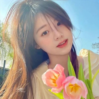 2023简单大方有气质女生微信头像(共22张)