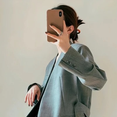 2023简单大方有气质女生微信头像(共22张)