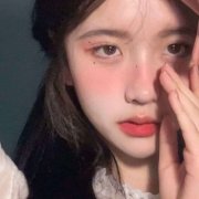 优质高级的长发简约个性女生头像(优选22张)