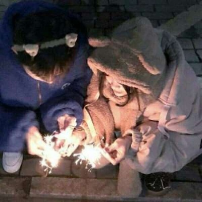 高清高级精致的情侣头像真人图片(共20张)