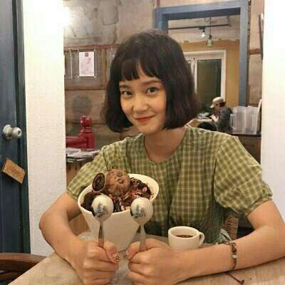 短发女生头像清爽干净高清图片(优选18张)