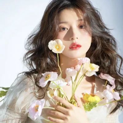 2023年最火ins头像(22张)