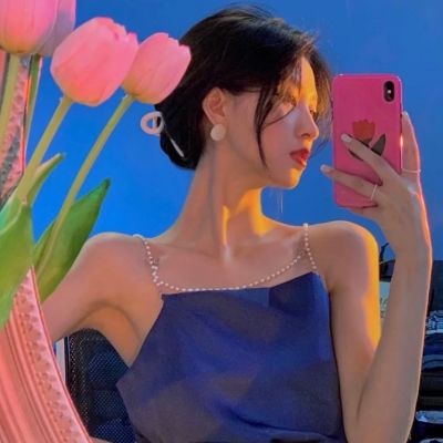 成熟美女图片清新头像(精选22张)