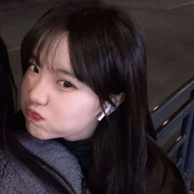 成熟美女图片清新头像(精选22张)