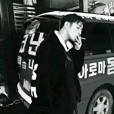 帅气黑白男生快手专用头像(优选18张)