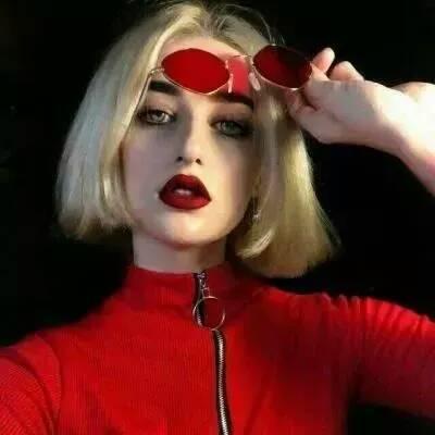 欧美女生个性头像(共20张)