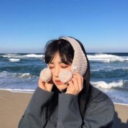 高清好看的清新干净蓝色系女生头像图片(精选18张)