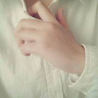 穿白衬衫的男半身头像(精选12张)