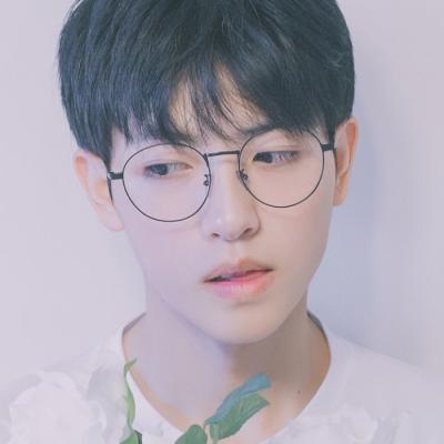 大方干净氛围男头合集(共16张)