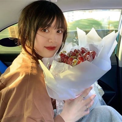 微信好看女生头像图片精选(共16张)