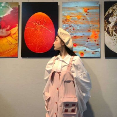 高清好看的时尚气质女生戴帽子头像图片(20张)