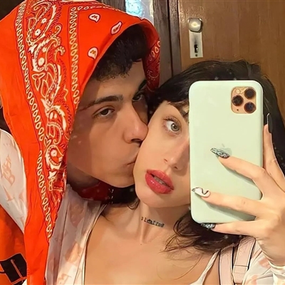 时尚潮流2023超拽炫酷情侣头像(共18张)