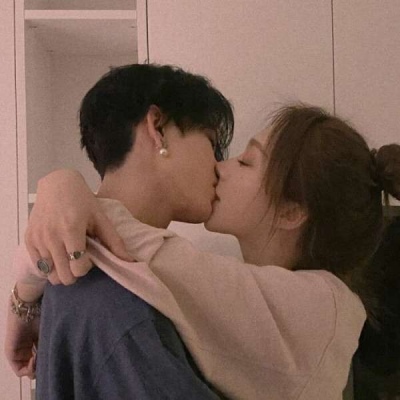 时尚潮流2023超拽炫酷情侣头像(共18张)