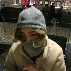 女生个性好看的侧脸扣扣头像(16张)