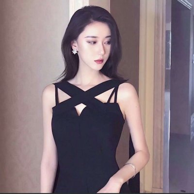 2023抖音最火小姐姐头像(18张)