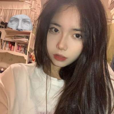 女生头像真人高清图片(18张)